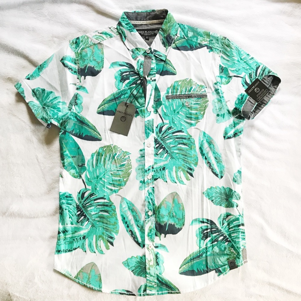 NWT Free Planet tropical print button down- small